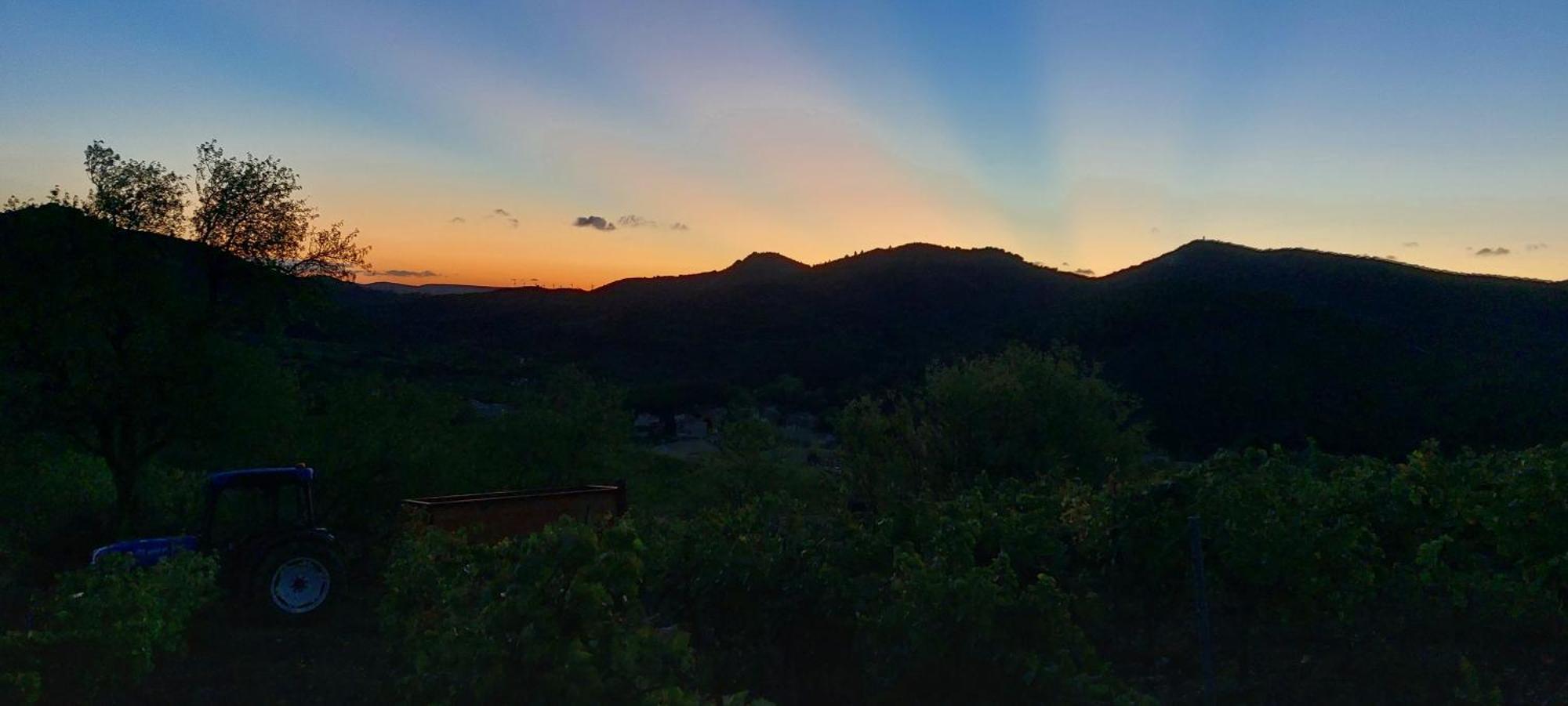 La Barbacane De Cascastel-Des-Corbieres Экстерьер фото